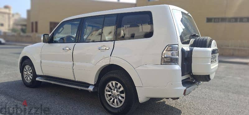 Mitsubishi Pajero 2010 6