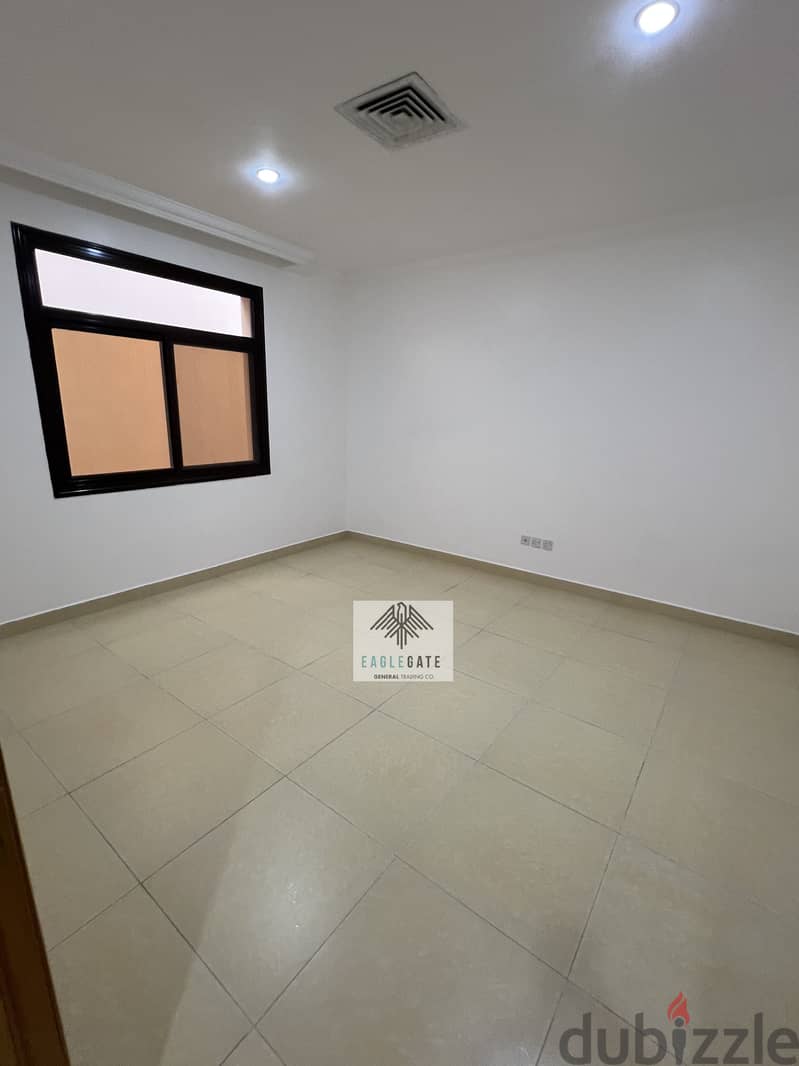 Abu Fatira, great 3 bedroom apartment with balcony 3