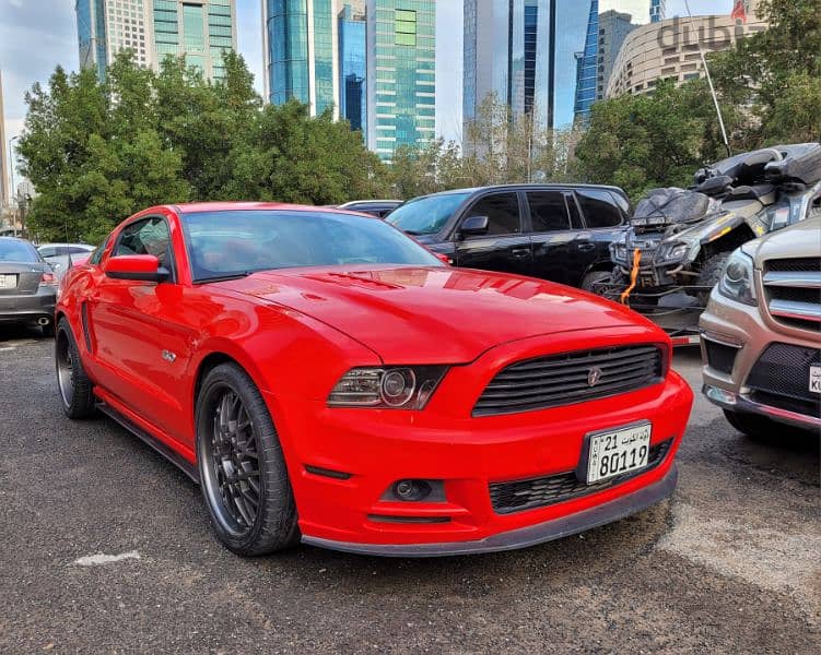 Ford Mustang 2013 0