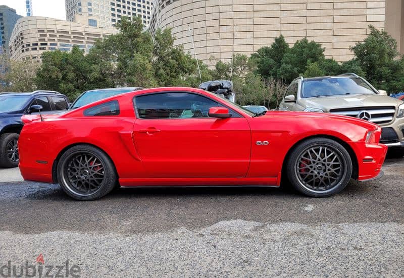 Ford Mustang 2013 4