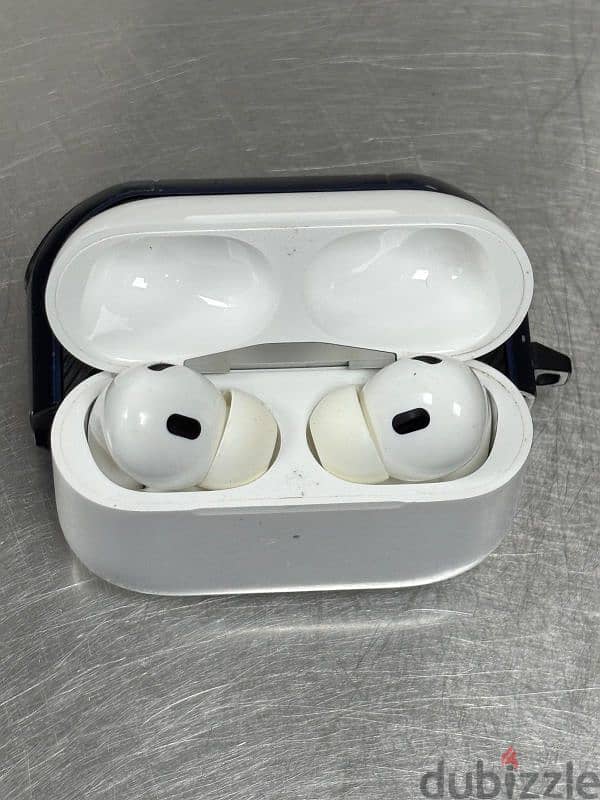 apple air pods generation 2 good condition my number 98893988 2