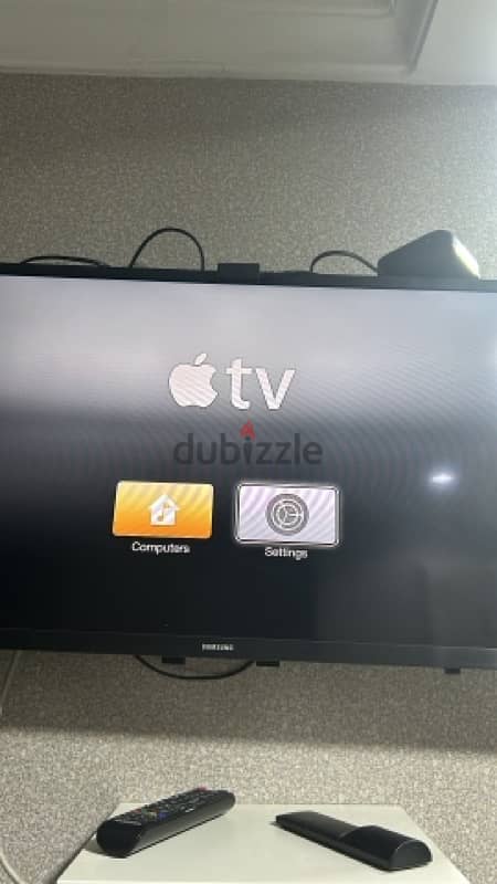 Apple TV (3rd Generation) 8GB HD working execellent 0