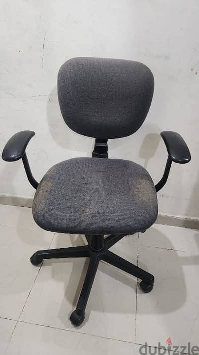 Revolving hydraulic office chair