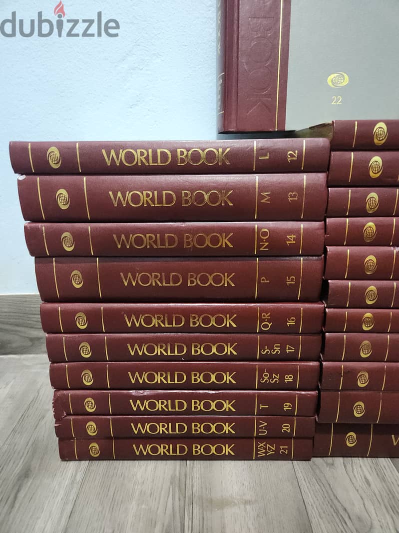 The World Book Encyclopedia (International version) 2