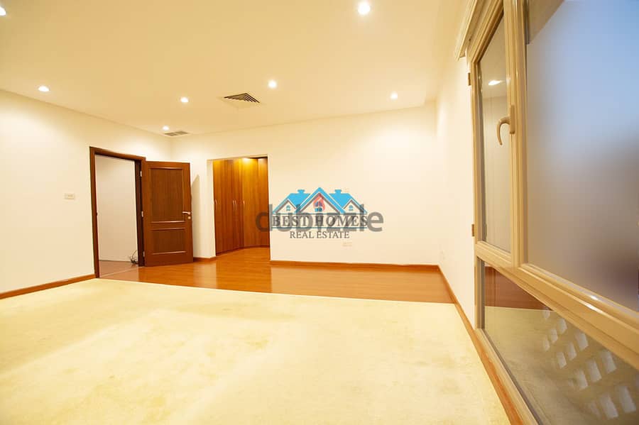 Nice and Spacious Private Townhouse Villa in Salwa 3