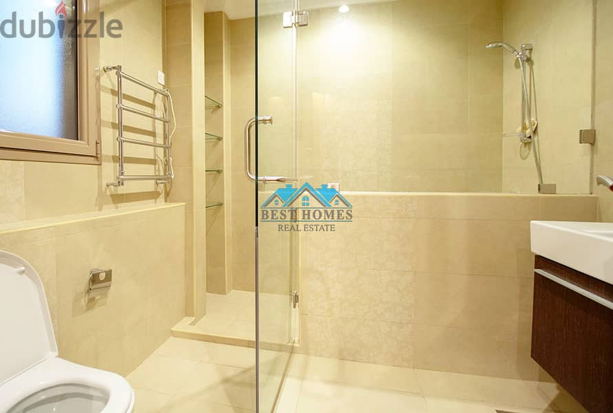 Nice and Spacious Private Townhouse Villa in Salwa 4