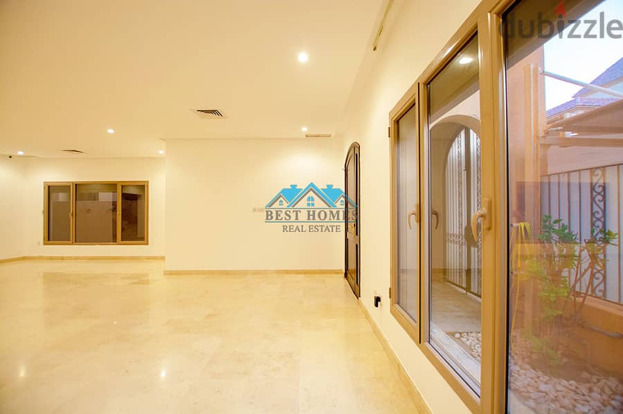 Nice and Spacious Private Townhouse Villa in Salwa 5