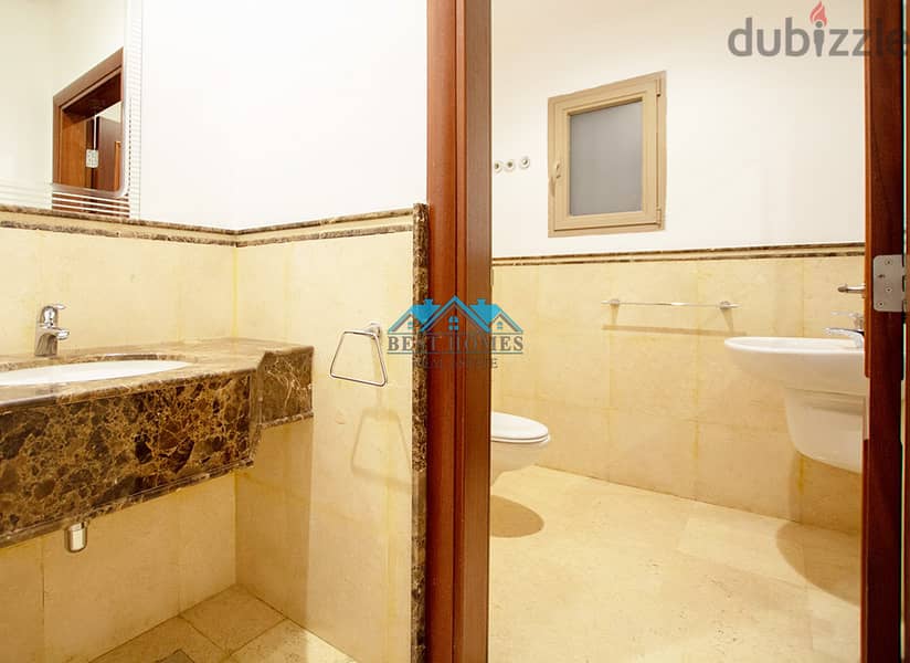 Nice and Spacious Private Townhouse Villa in Salwa 7