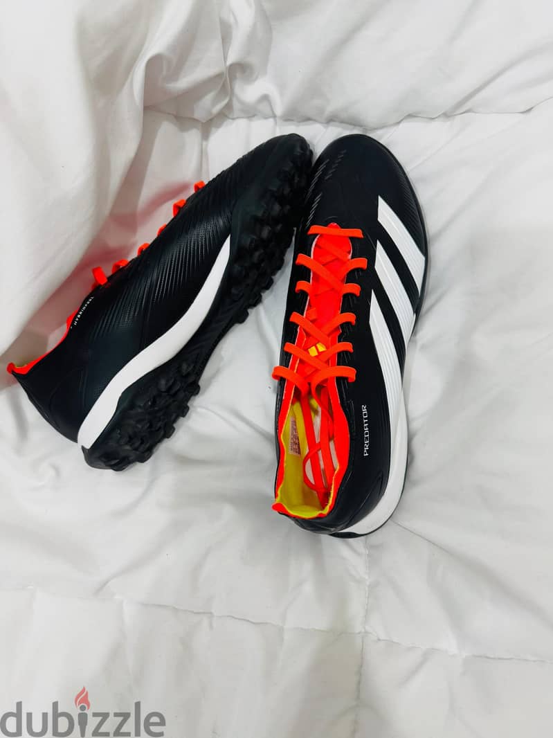 ADIDAS  PREDATOR LEAGUE Turf Shoes(Size 43/9) 0