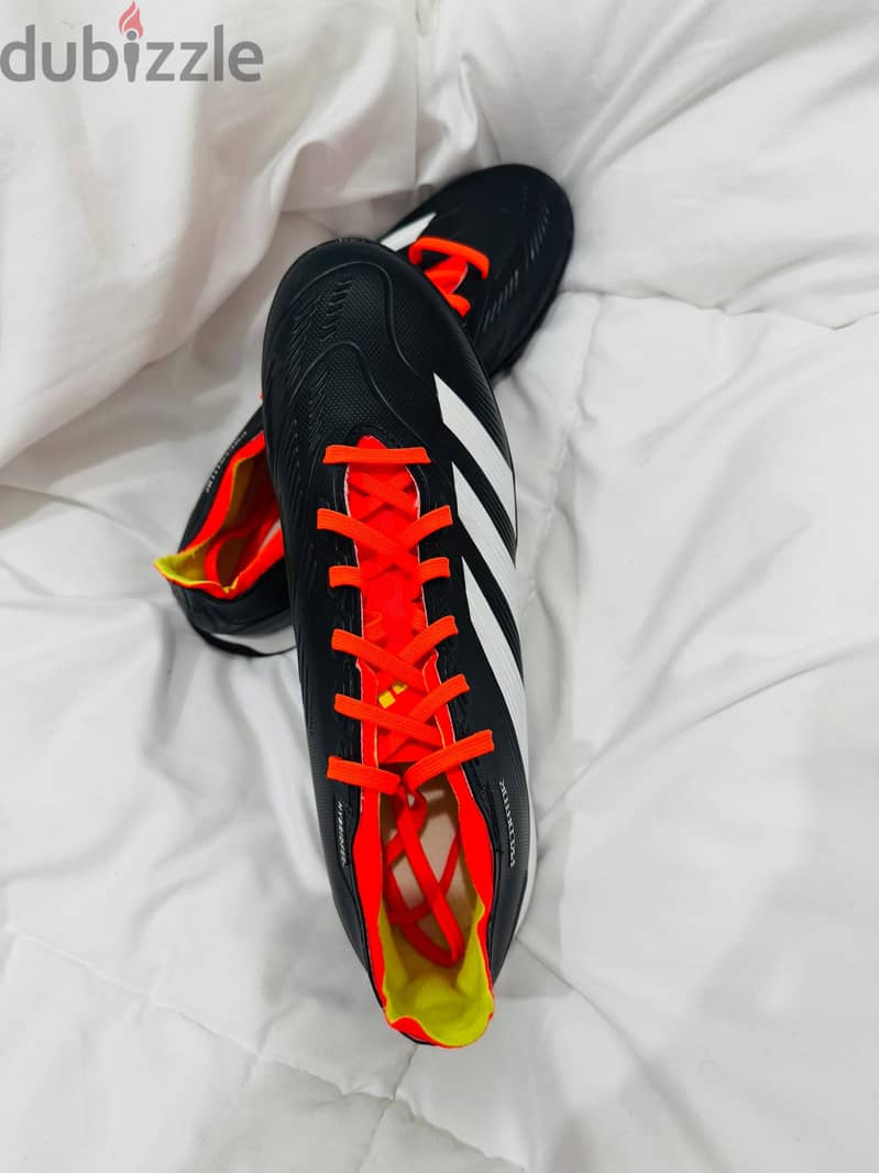 ADIDAS  PREDATOR LEAGUE Turf Shoes(Size 43/9) 3