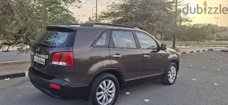 Kia Sorento 2012 3