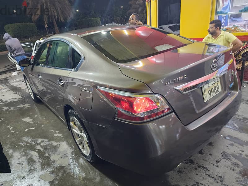 Nissan Altima 2014 1