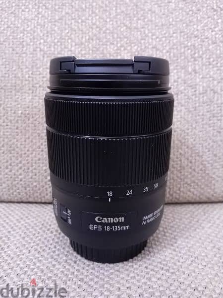 Canon EF-S 18-135mm F/3.5-5.6 IS USM 0