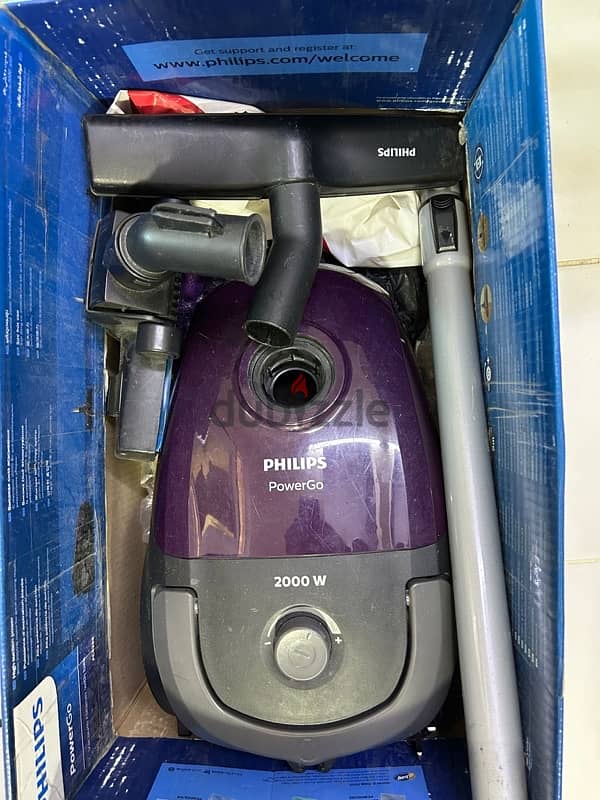 Philips PowerGo 2000W Bag Vacuum Cleaner - Violet 1