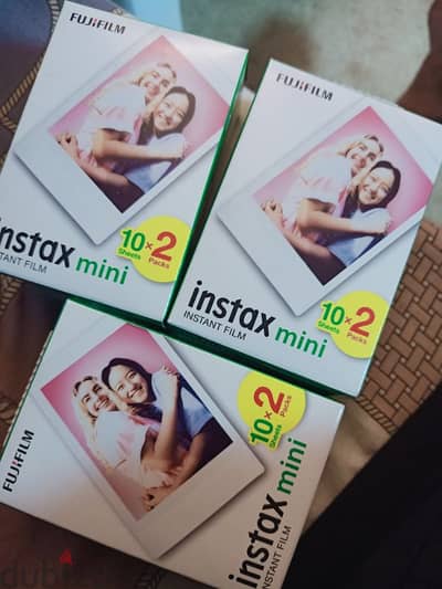 fufimilm instax mini instant film