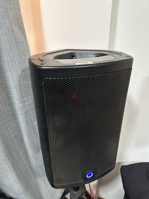 turbosound milan m10 powered speaker 2