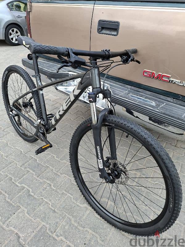 2022 Trek Marlin 5 clean bike 0