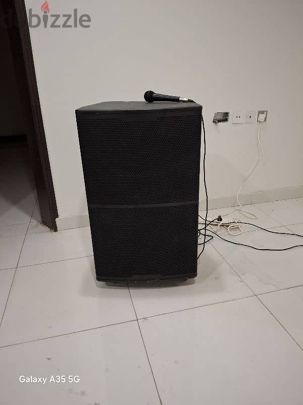 Bluetooth Enabled  Speaker Size: 18"  Power Output: 230W RMS  USB  FM 0