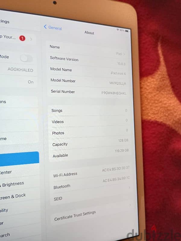 ايباد ميني 4 بحاله ممتازه كامل الاغراض 128جيجا بطاريه 98 0