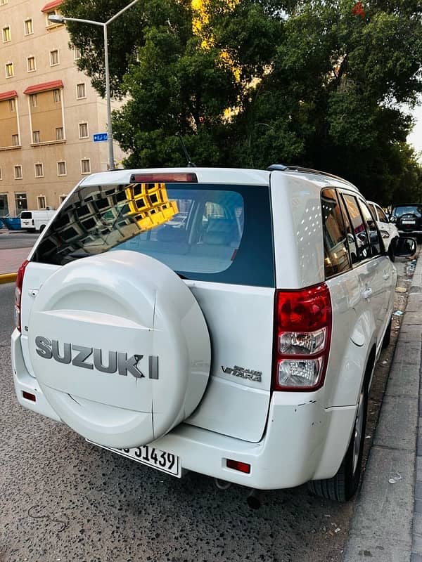 Suzuki Grand Vitara 2012 3