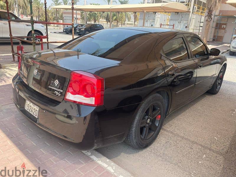 Dodge Charger 2010 R/T 4