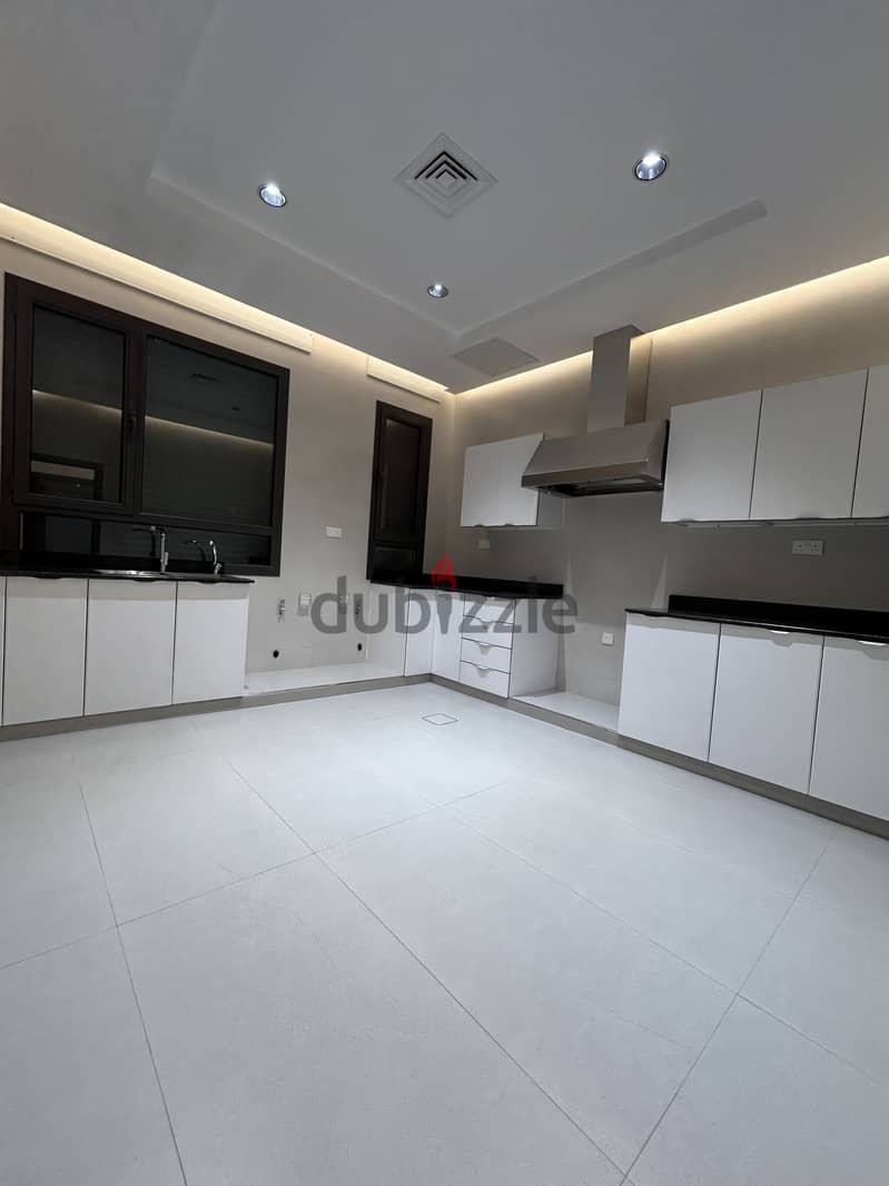 for rent in west abdallah el mubarak 4 bedrooms floor 1