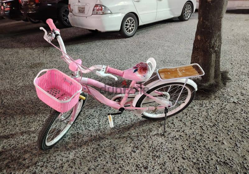 Charming Pink Kids' Bicycle with Basket – Perfect for Girls! 4