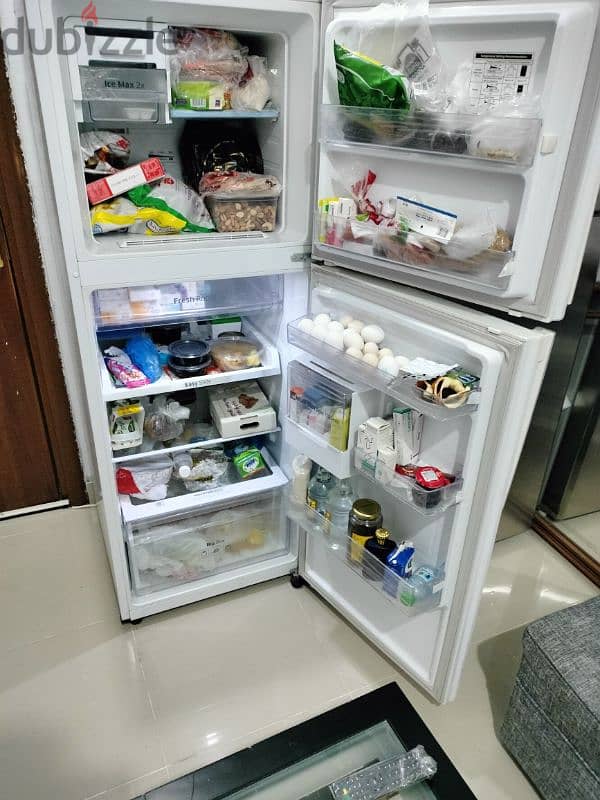 Samsung refrigerator for sale, like new 1