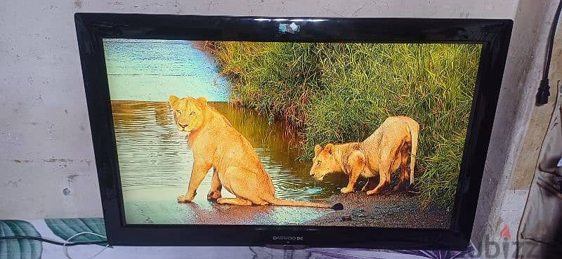 LCD TV 42 inch DAEWOO 7