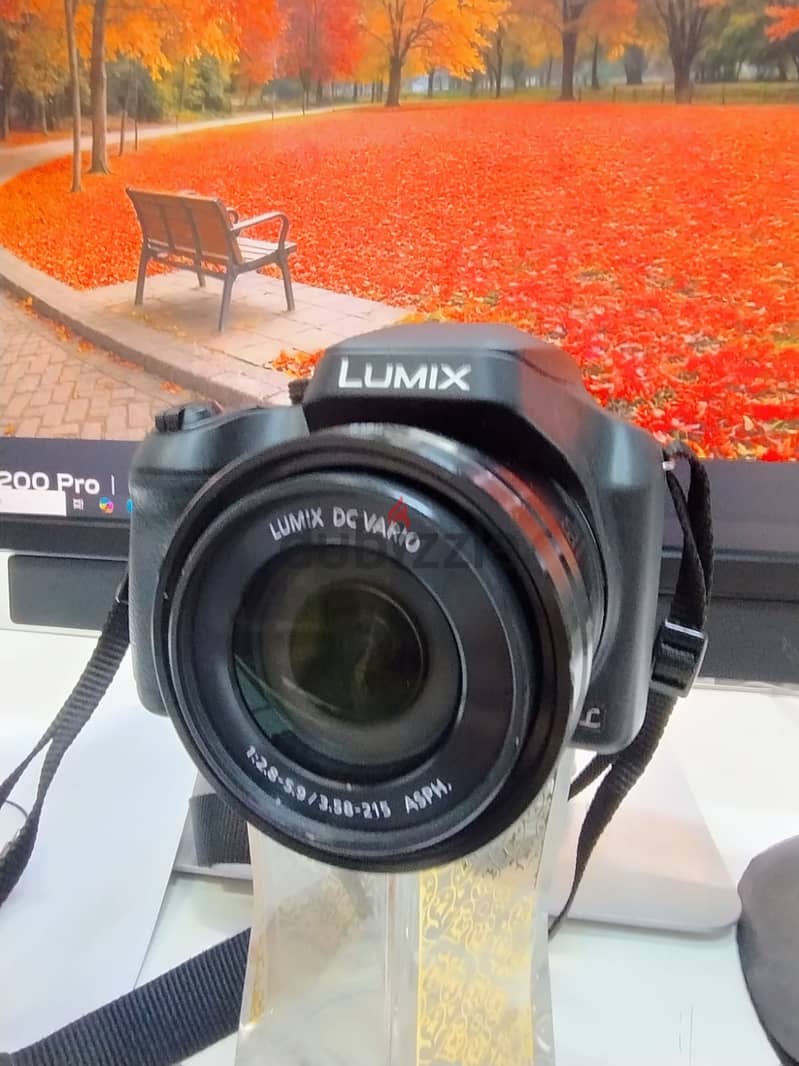 Lumix FZ82 3