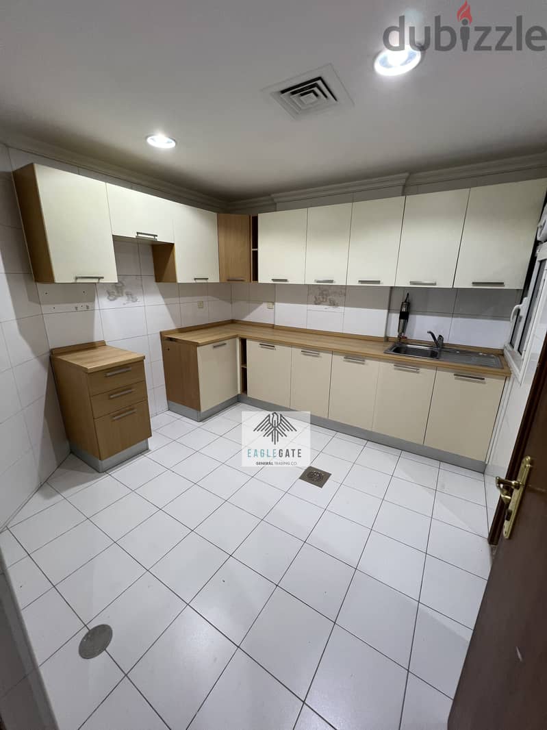 Spacious 3 bedroom apartment in Salmiya 3