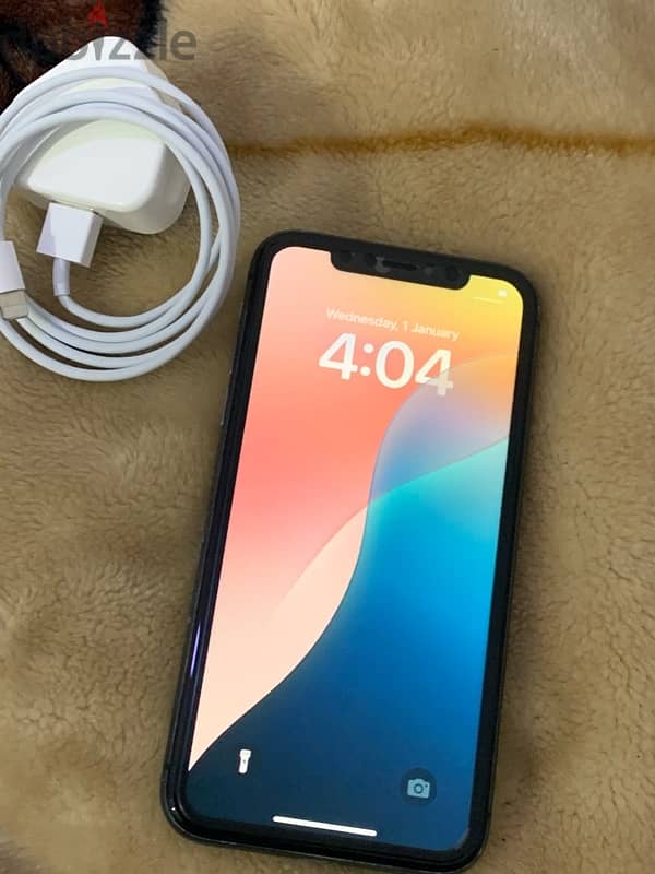 iPhone 11 . . 128gb battery 100% display change only all working 6