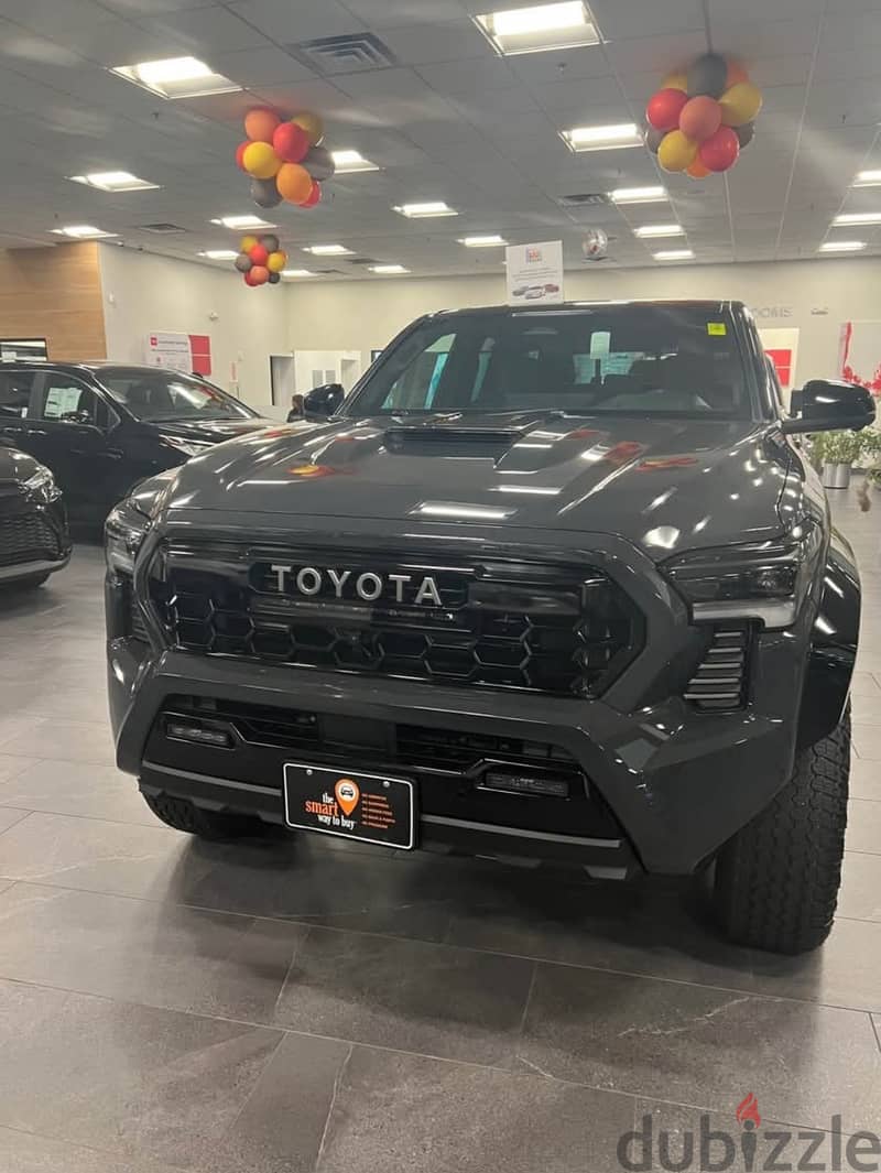 Toyota Tacoma 2022  · TRD PRO 8