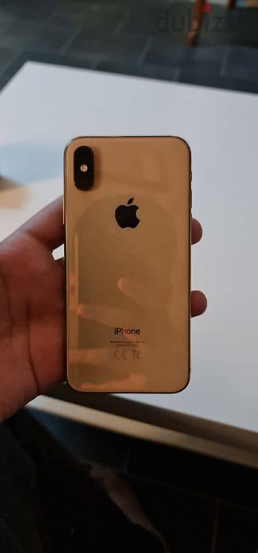 I phone xs gold 3