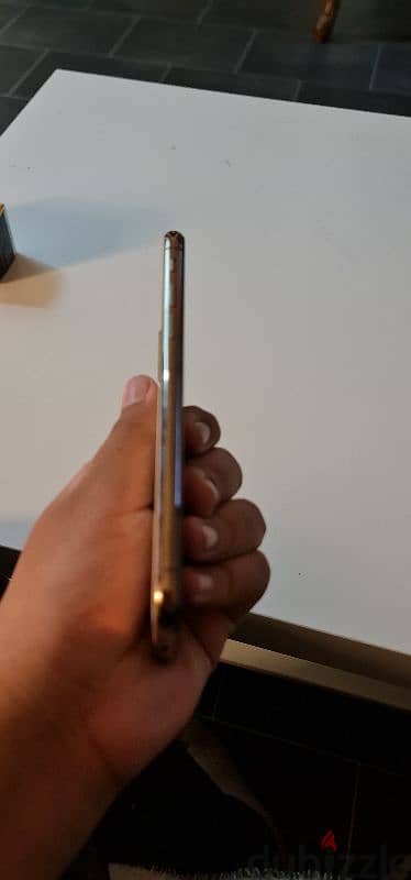 I phone xs gold 6