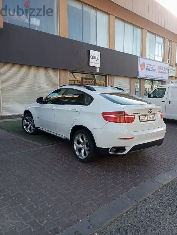 BMW X6 2008640567268029471212