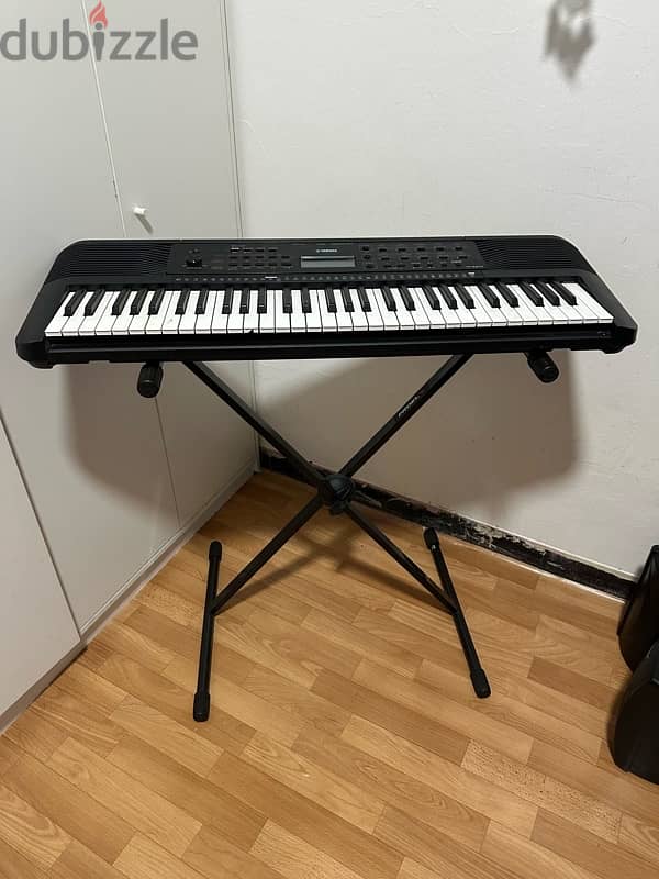 yamaha keyboard psr-E273 0