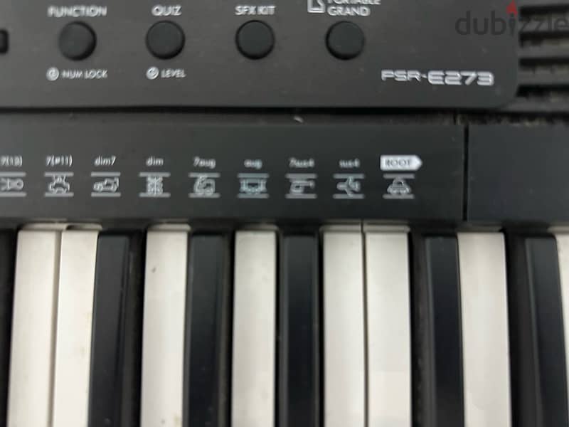 yamaha keyboard psr-E273 2