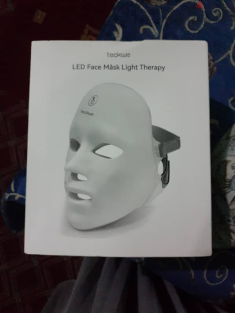 LED mask 0