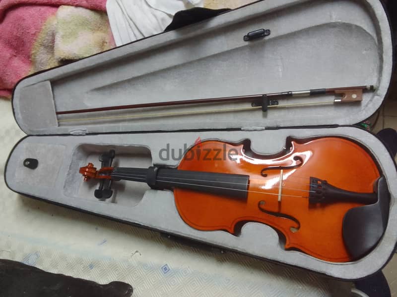 كمنجة Violin 4/4جديدة للبيع 2