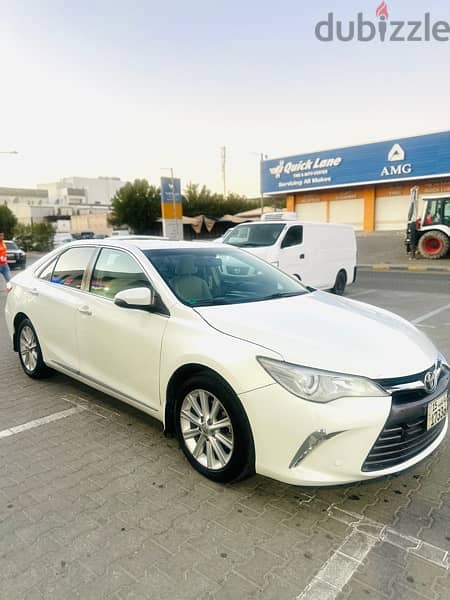 Toyota Camry 2017 1