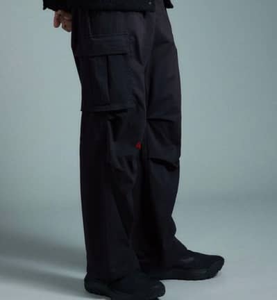 H&M black cargo pants