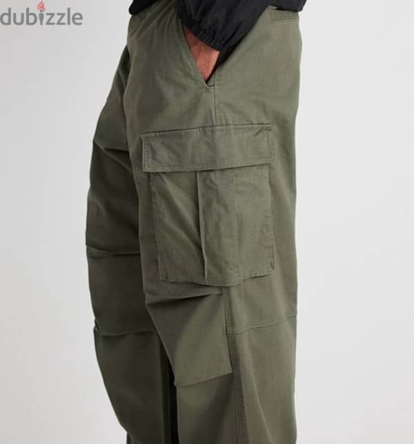 H&M Army green cargo pants 3