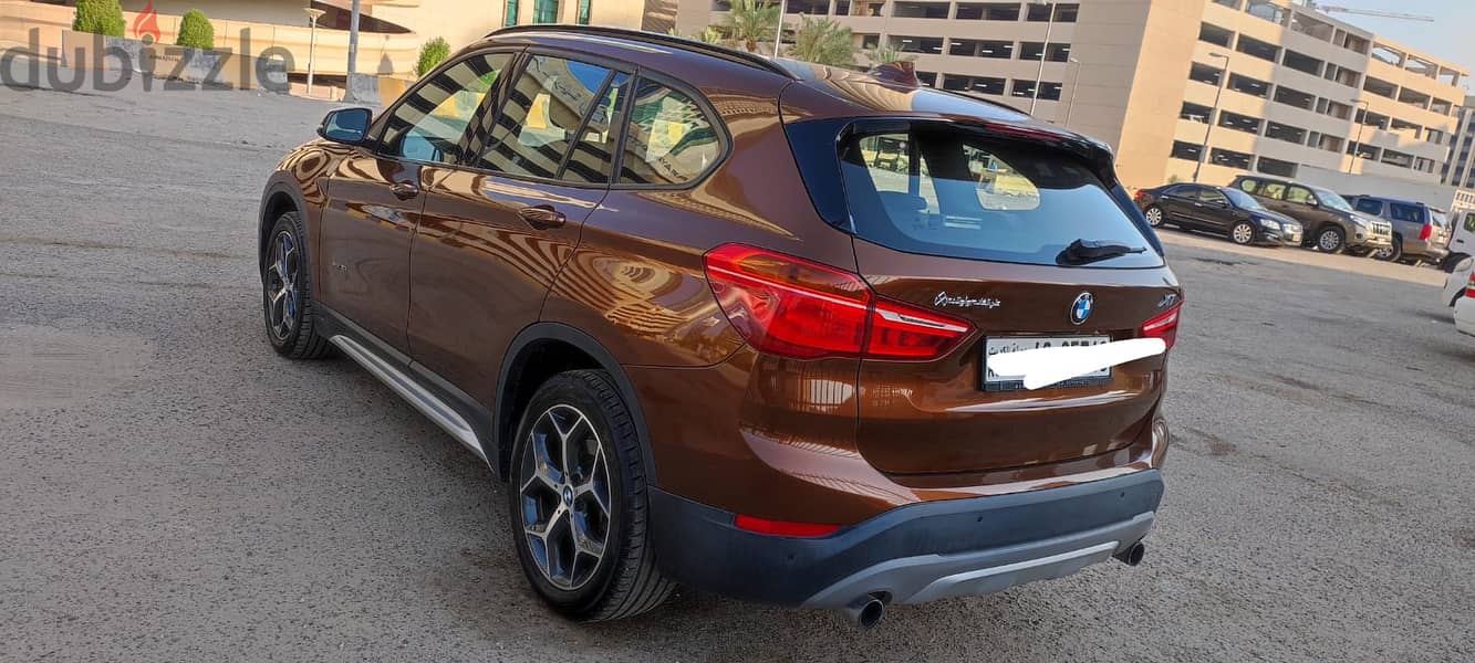 2017 BMW X1 2017 V4 2.0L Expat leaving soon 1