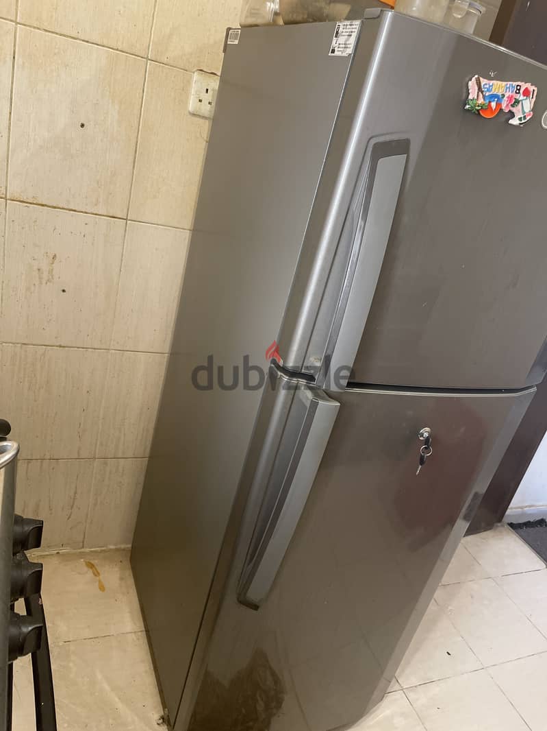 LG fridge 270 Ltrs as good as new in mint condition 1