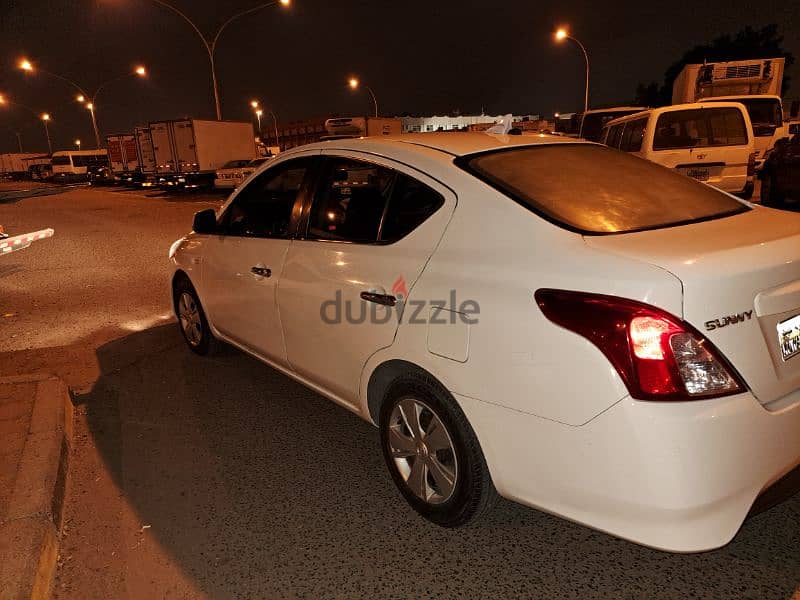 Nissan Sunny 2015 1