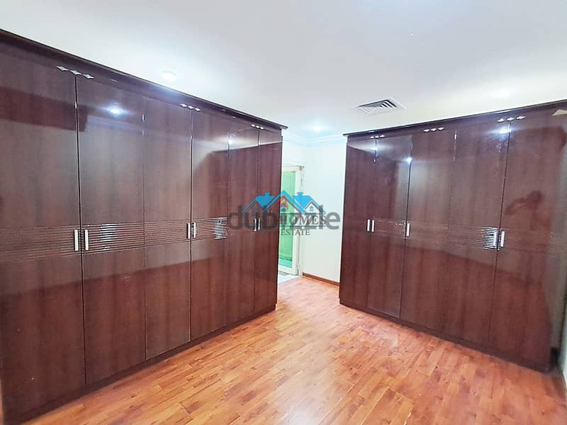 Spacious 3 Bedrooms Apartment in Salwa 4