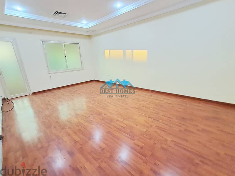 Spacious 3 Bedrooms Apartment in Salwa 6