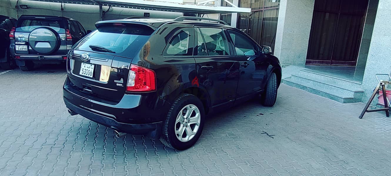 Original Paint Ford Edge 2014 full option 2