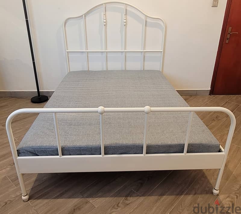 IKEA SAGSTUA Bed Frame with VADSÖ Spring Mattress – 160x200 cm 3